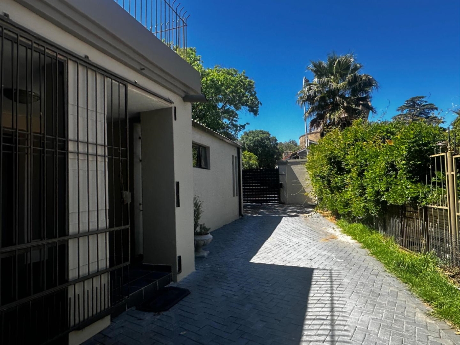 4 Bedroom Property for Sale in Heuwelsig Free State